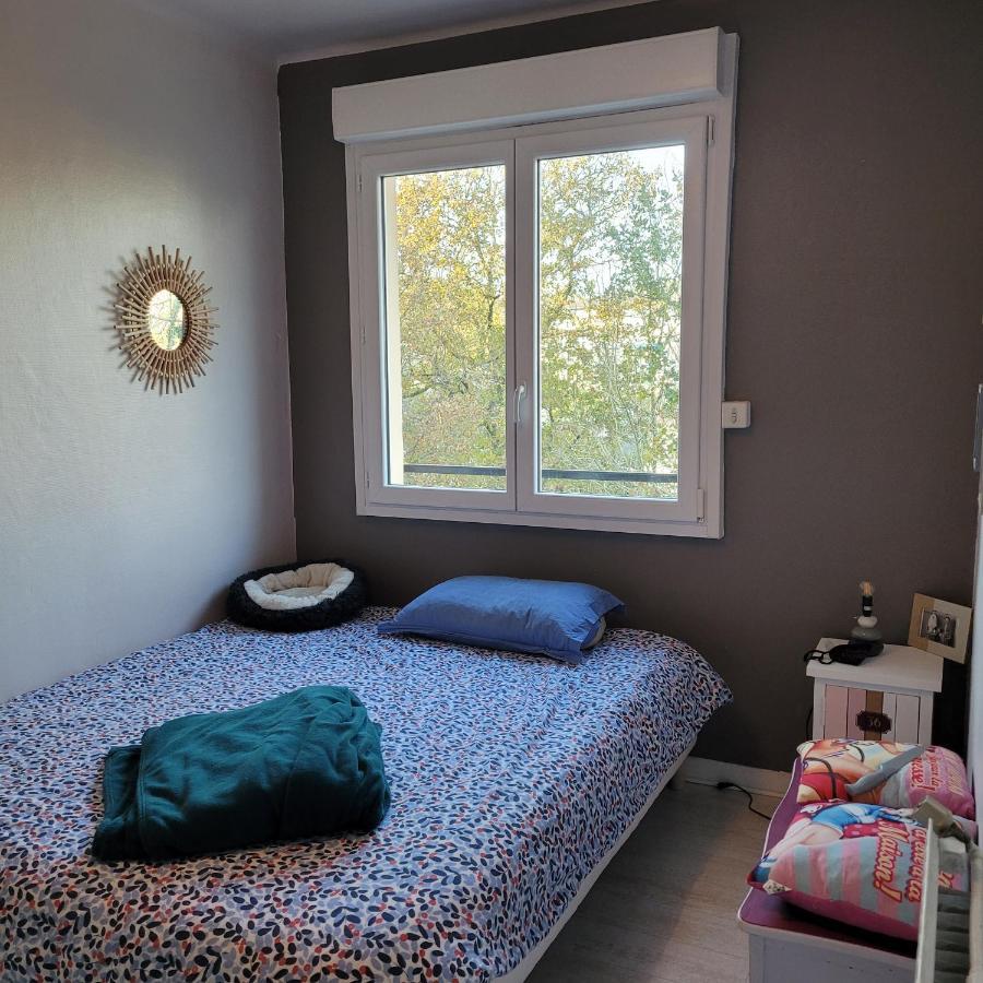 Charmant Appartement A Deux Pas Du Centre Historique Quimper Bagian luar foto